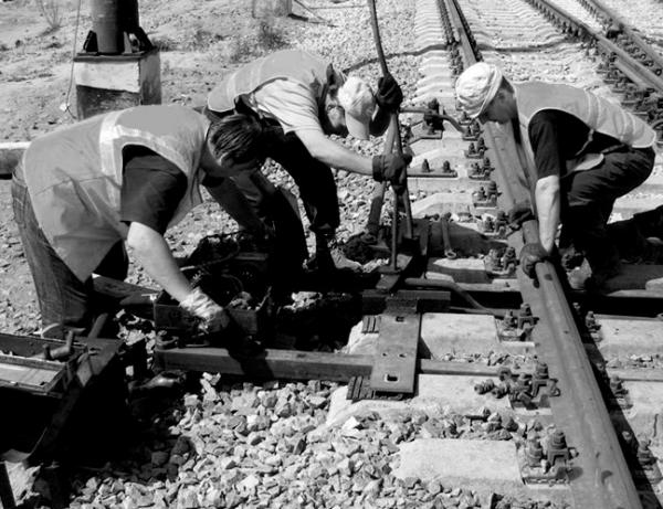 Замена шпалы на железнодорожных подъездных путях — фото 2